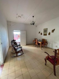 Casa Independiente de 6 habitaciones en venta en Marianao, La Habana - Miniatura 8