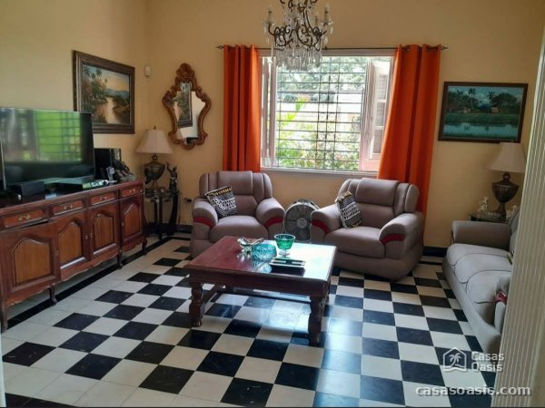 Casa Independiente de 5 habitaciones en venta en Playa, La Habana - 8