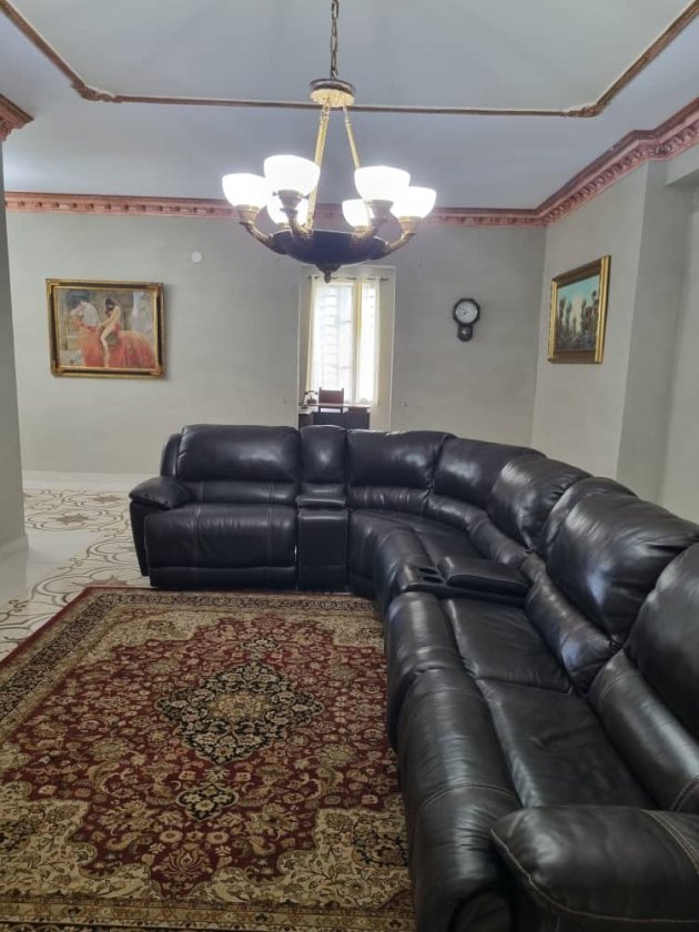 Casa Independiente de 6 habitaciones en venta en Víbora, Diez de Octubre, La Habana