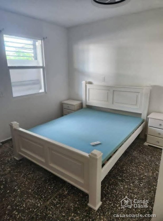 Casa de 6 habitaciones en venta en Alturas de La Lisa, La Lisa, La Habana