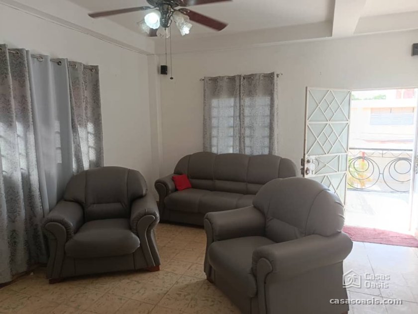 Casa de 6 habitaciones en venta en Alturas de La Lisa, La Lisa, La Habana