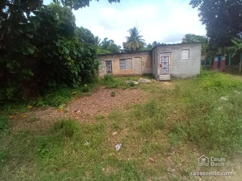 Casa de 2 habitaciones en venta en Las Cañas, Boyeros, La Habana