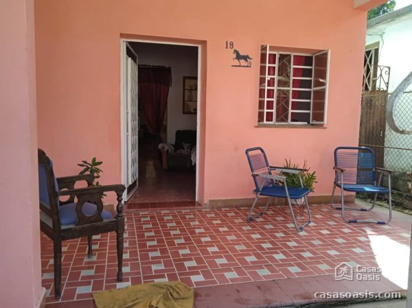 Casa Independiente de 4 habitaciones en venta en DBeche - Nalón, Guanabacoa, La Habana