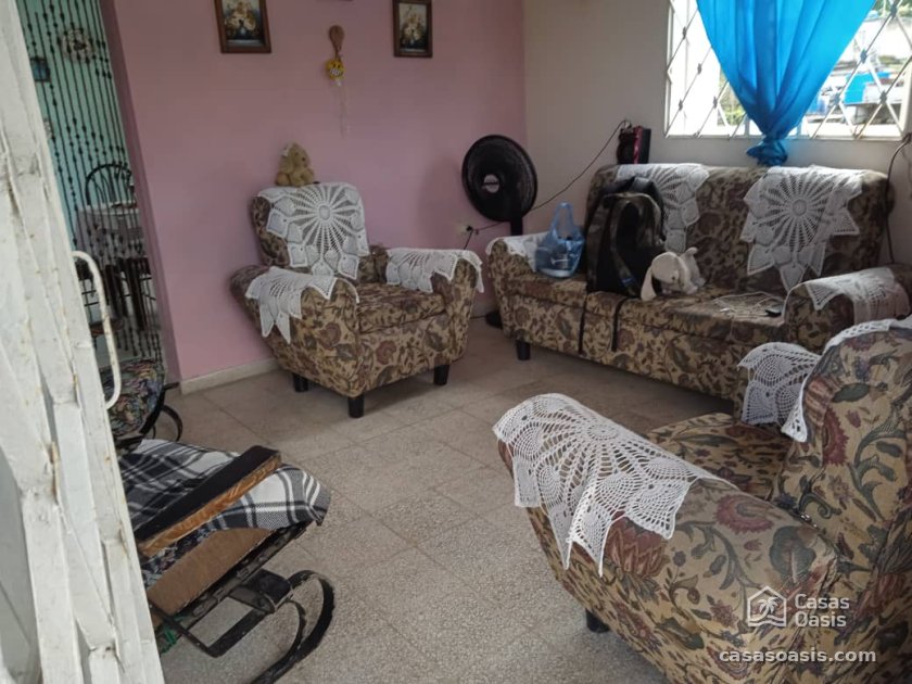 Casa Independiente de 4 habitaciones en venta en DBeche - Nalón, Guanabacoa, La Habana