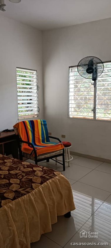 Casa Independiente de 3 habitaciones en venta en San Agustín, La Lisa, La Habana