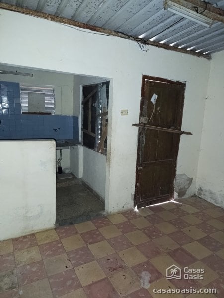 Biplanta de 4 habitaciones en venta en Balcón Arimao, La Lisa, La Habana - 3