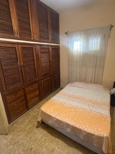 Biplanta de 4 habitaciones en venta en La Ceiba, Playa, La Habana - Miniatura 5