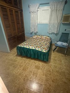Biplanta de 4 habitaciones en venta en La Ceiba, Playa, La Habana - Miniatura 9