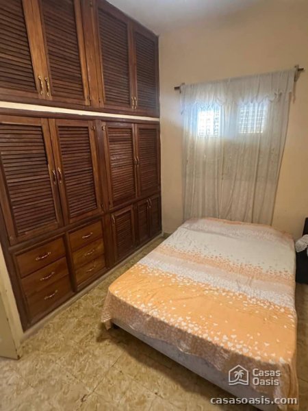 Biplanta de 4 habitaciones en venta en La Ceiba, Playa, La Habana - 5