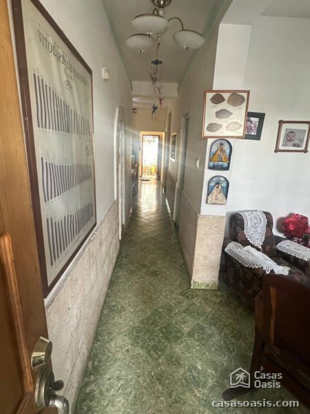 Biplanta de 4 habitaciones en venta en La Ceiba, Playa, La Habana - 7