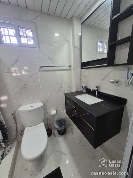 Casa Independiente de 2 habitaciones en venta en Boyeros, La Habana - 4