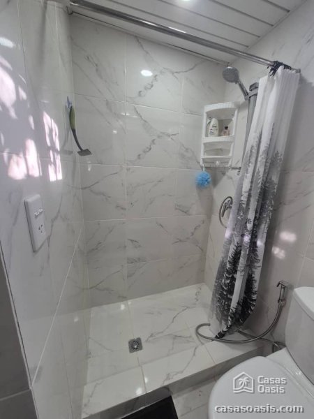 Casa Independiente de 2 habitaciones en venta en Boyeros, La Habana - 8
