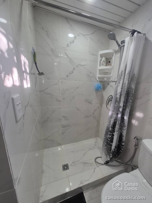 Casa Independiente de 2 habitaciones en venta en Boyeros, La Habana