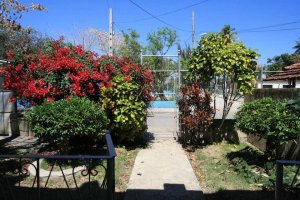 Casa Independiente de 5 habitaciones en venta en Boca Ciega, Habana del Este, La Habana - Miniatura 2