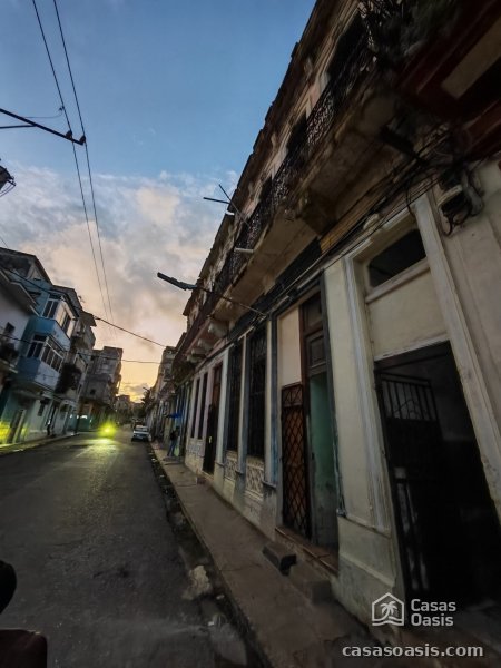 Casa Colonial de 2 habitaciones en venta en Cayo Hueso, Centro Habana, La Habana - 2