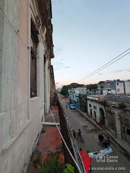 Casa Colonial de 2 habitaciones en venta en Cayo Hueso, Centro Habana, La Habana - 4