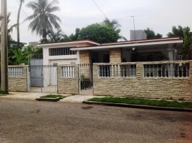 Detached House with 3 bedrooms for exchange in Náutico, Playa, La Habana - 2