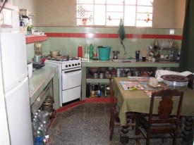 Biplanta de 5 habitaciones en permuta en Vedado, Plaza de la Revolución, La Habana - 3