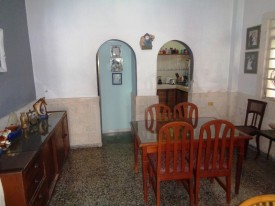 Duplex with 2 bedrooms for sale in Casino Deportivo, Cerro, La Habana - 4
