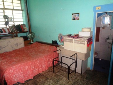 Duplex with 2 bedrooms for sale in Casino Deportivo, Cerro, La Habana
