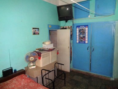 Duplex with 2 bedrooms for sale in Casino Deportivo, Cerro, La Habana
