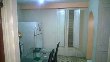 Casa Colonial de 3 habitaciones en venta en Pueblo Nuevo, Centro Habana, La Habana