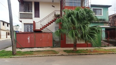 Duplex with 3 bedrooms for sale in Ampliación Almendares, Playa, La Habana