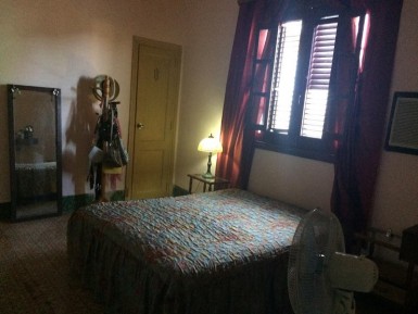 Biplanta de 6 habitaciones en venta en Vedado, Plaza de la Revolución, La Habana