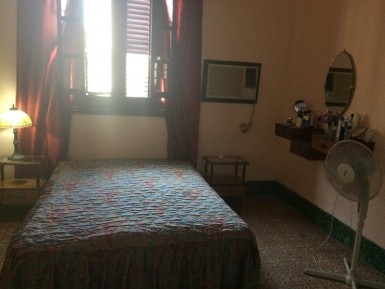 Biplanta de 6 habitaciones en venta en Vedado, Plaza de la Revolución, La Habana