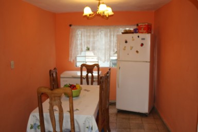 Casa de 2 habitaciones en venta en Buenavista, Playa, La Habana