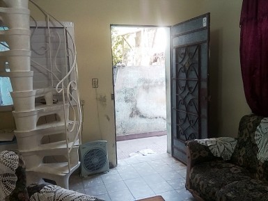 Apartamento de 2 habitaciones en venta en Guanabacoa, La Habana