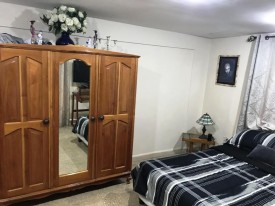 Casa Independiente de 4 habitaciones en permuta en Vedado, Plaza de la Revolución, La Habana