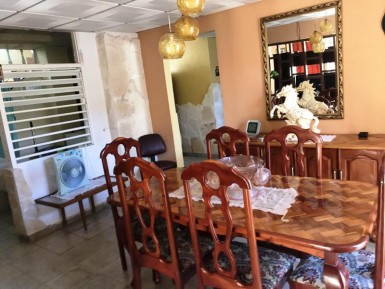 Detached House with 4 bedrooms for sale in Vedado, Plaza de la Revolución, La Habana