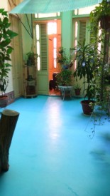 Casa Colonial de 6 habitaciones en venta en Centro Habana, La Habana - 2