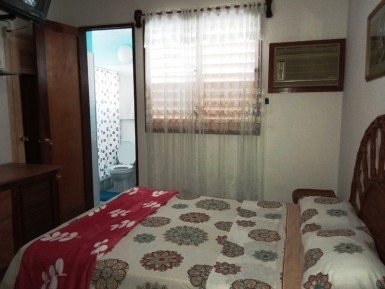Biplanta de 4 habitaciones en venta en Vedado, Plaza de la Revolución, La Habana