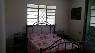 Casa Independiente de 3 habitaciones en venta en Azotea, Guanabacoa, La Habana