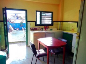 Duplex with 2 bedrooms for exchange in Almendares, Playa, La Habana - 3