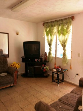 Apartamento de 2 habitaciones en venta en Guanabacoa, La Habana