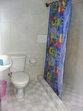 Biplanta de 2 habitaciones en venta en San Leopoldo, Centro Habana, La Habana