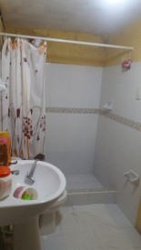 Casa Independiente de 5 habitaciones en venta en Gallega, Guanabacoa, La Habana - 39
