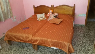 Casa Independiente de 5 habitaciones en venta en Gallega, Guanabacoa, La Habana