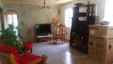 Casa Independiente de 5 habitaciones en venta en Gallega, Guanabacoa, La Habana
