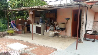 Duplex with 4 bedrooms for sale in Versalles - Coronela, La Lisa, La Habana