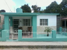 Casa de 3 habitaciones en venta en Cruz Verde, Cotorro, La Habana