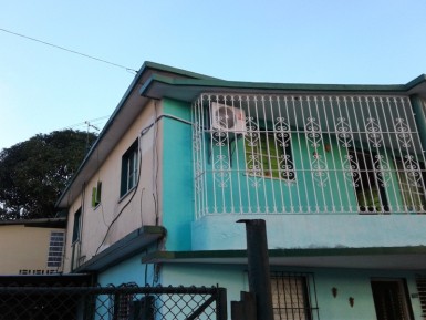 Biplanta de 2 habitaciones en venta en Lotería, Cotorro, La Habana