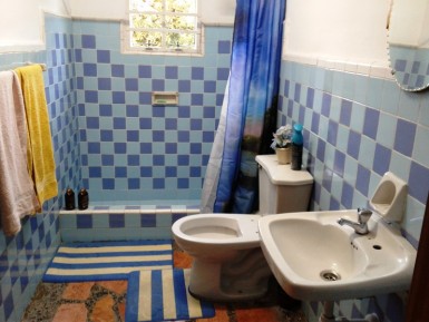 Biplanta de 2 habitaciones en venta en Lotería, Cotorro, La Habana