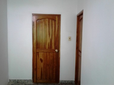 Biplanta de 2 habitaciones en venta en Lotería, Cotorro, La Habana