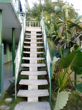 Biplanta de 2 habitaciones en venta en Lotería, Cotorro, La Habana