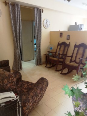 Apartamento de 2 habitaciones en venta en Plaza de la Revolución, La Habana
