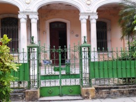 Casa Independiente de 7 habitaciones en venta en Diez de Octubre, La Habana - Miniatura 1